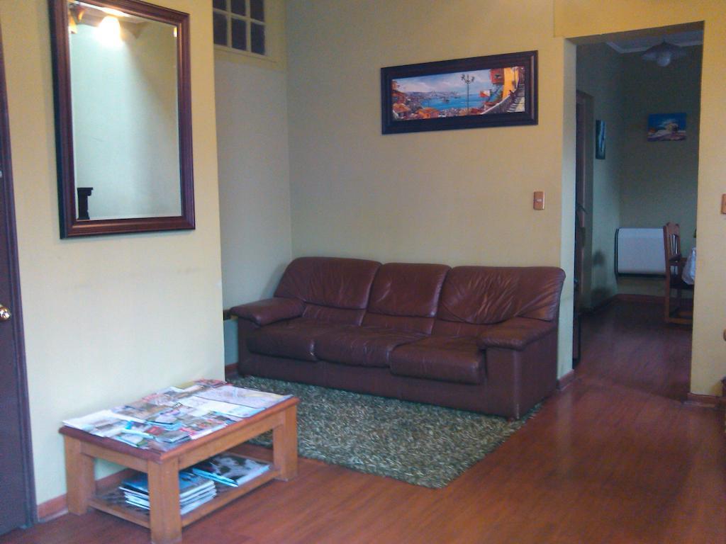 Hostal Barrio Italia Сантьяго Экстерьер фото