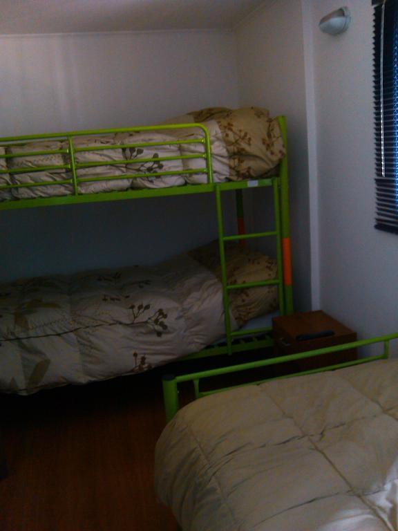 Hostal Barrio Italia Сантьяго Номер фото