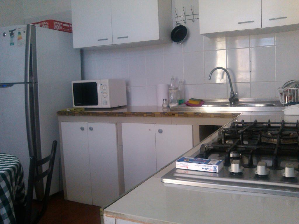 Hostal Barrio Italia Сантьяго Номер фото
